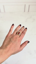 Anillo de granate Hessonita y diamantes