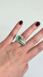 Anillo Art Déco de esmeralda con diamantes