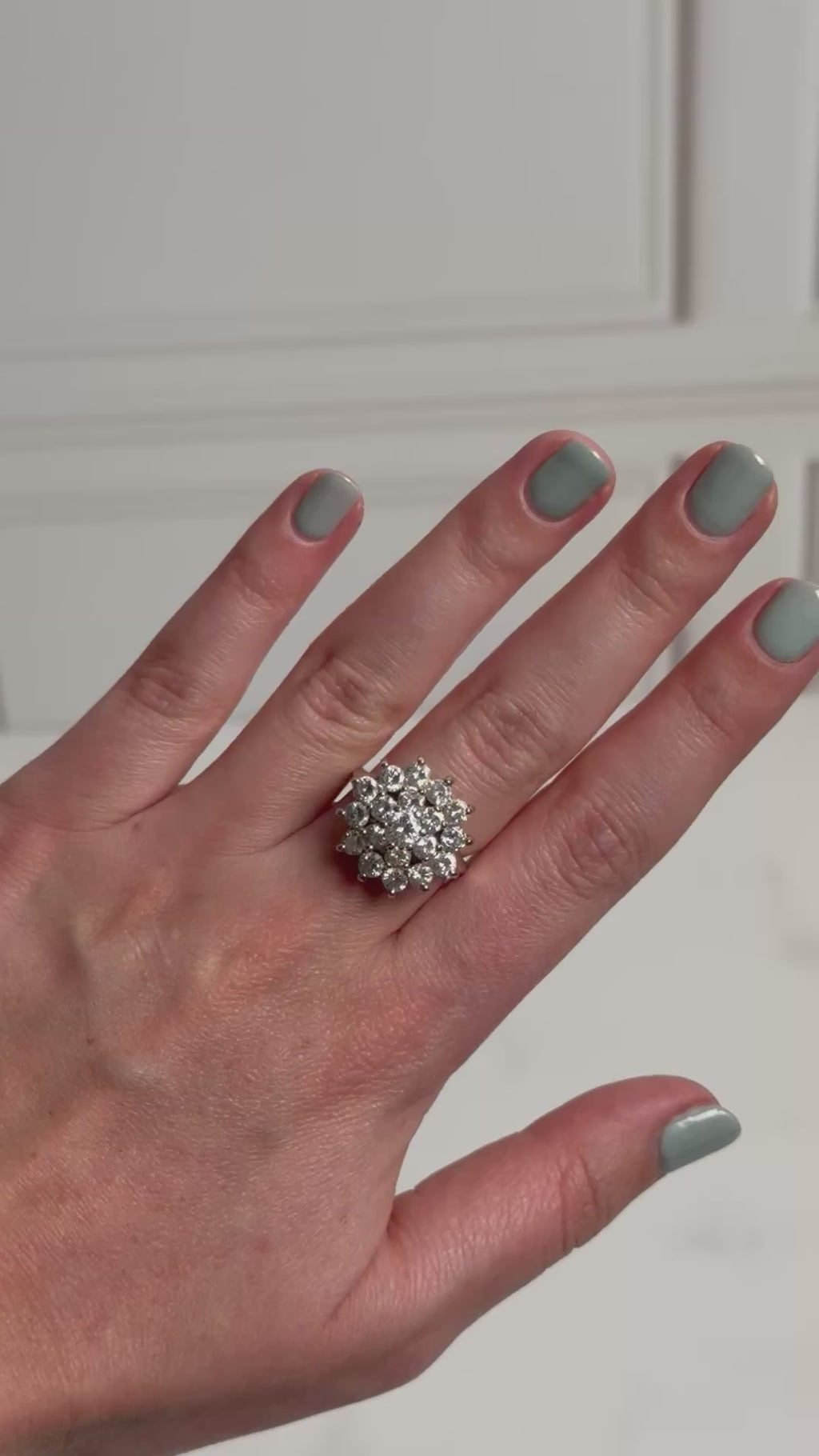 Anillo cluster de diamantes