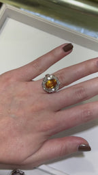 Anticipo de anillo de diamantes con citrina