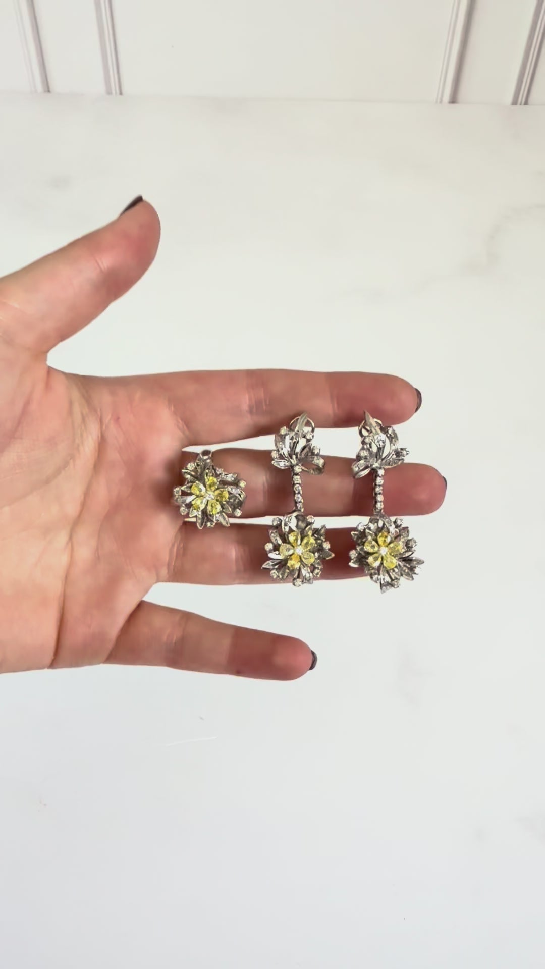 Set floral de diamantes canarios